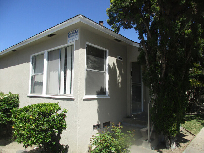 Building Photo - 4537 E Carson St