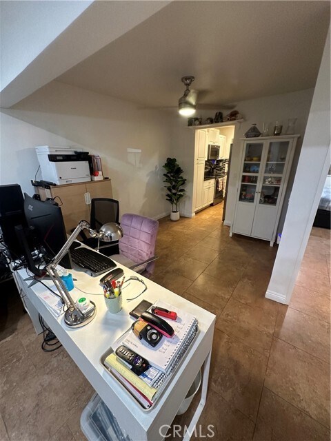 Foto del edificio - 635 N Bristol St