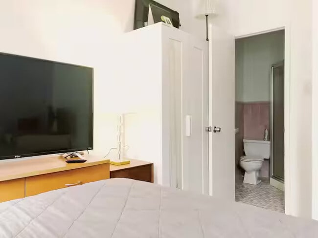 Photo - Furnished room/NOT APARTMENT