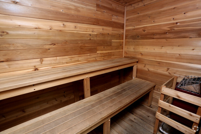 Men's and Women's Sauna - Copper Creek Townhomes