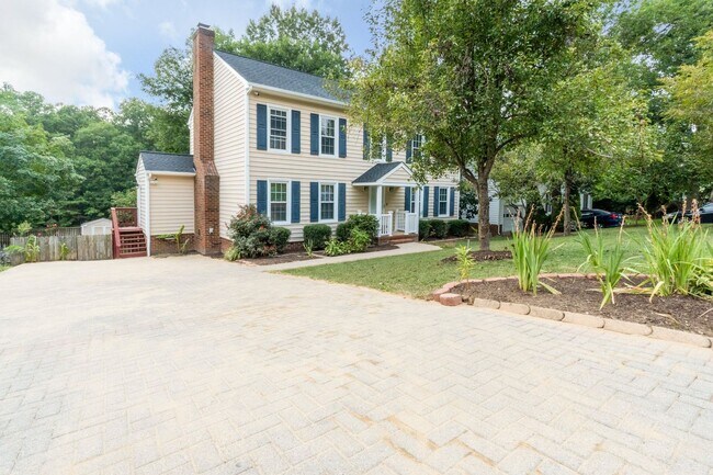 Foto del edificio - Stunning 4 Bedroom 2.5 Bath Home in West H...