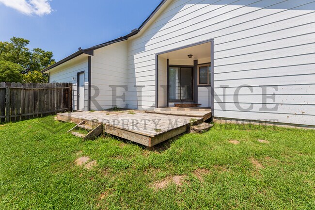 Foto del edificio - 6534 E 39th Ct N