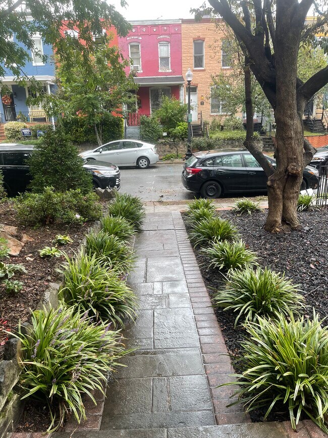 Foto del edificio - 1423 K St SE