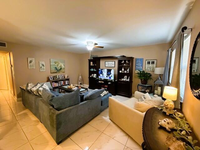 Foto principal - 508 Saxony Dr
