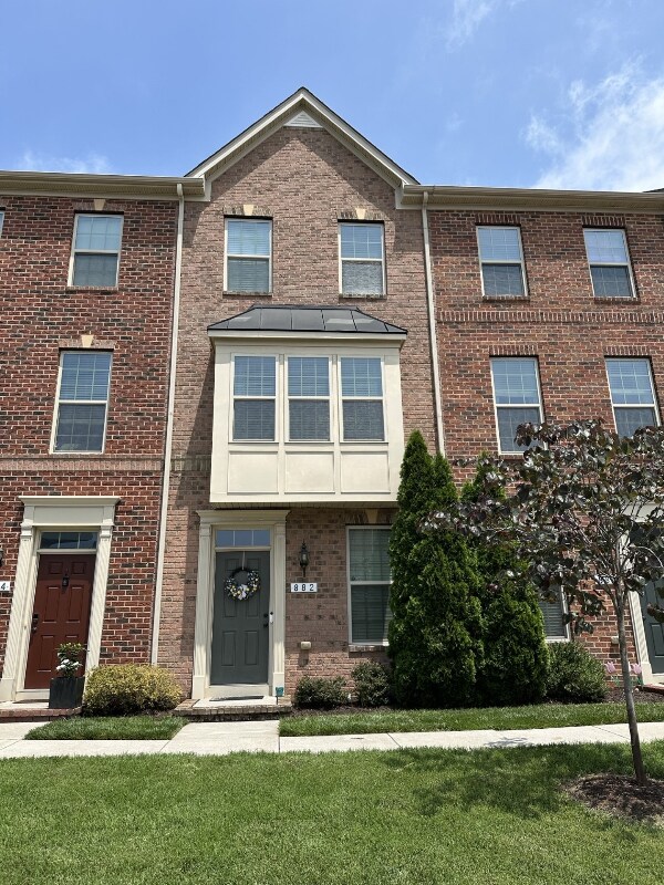 Foto del edificio - 882 S Macon St