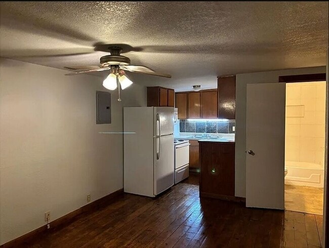 Photo - 1705 Chris Craft Dr Apartment