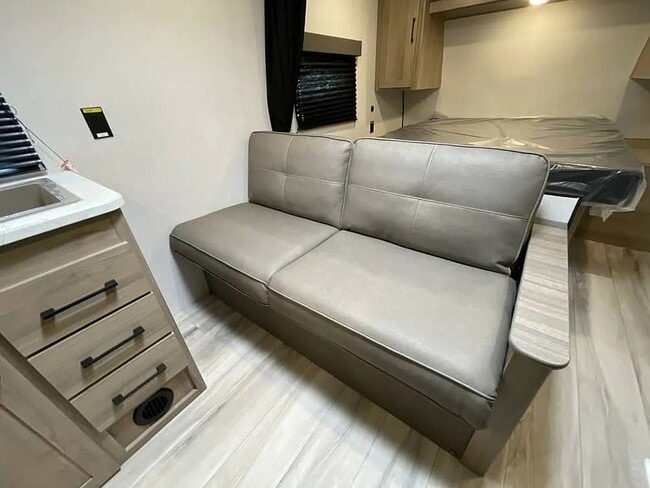 Building Photo - 1411 E 27th Ave