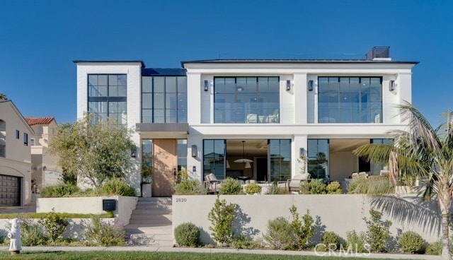 Building Photo - 2820 Bayview Dr