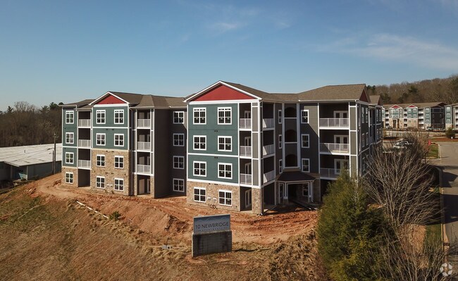 10 Newbridge Apartments Asheville Nc Apartments Com