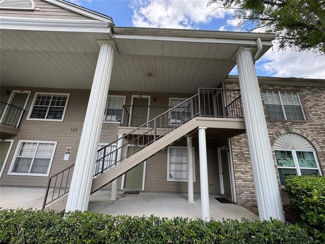 Building Photo - 129 Reserve Cir