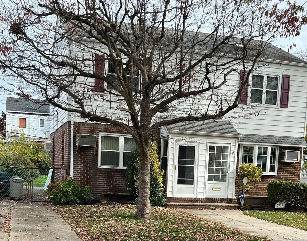 7735 250th St, Queens, NY 11426 House Rental in Queens, NY