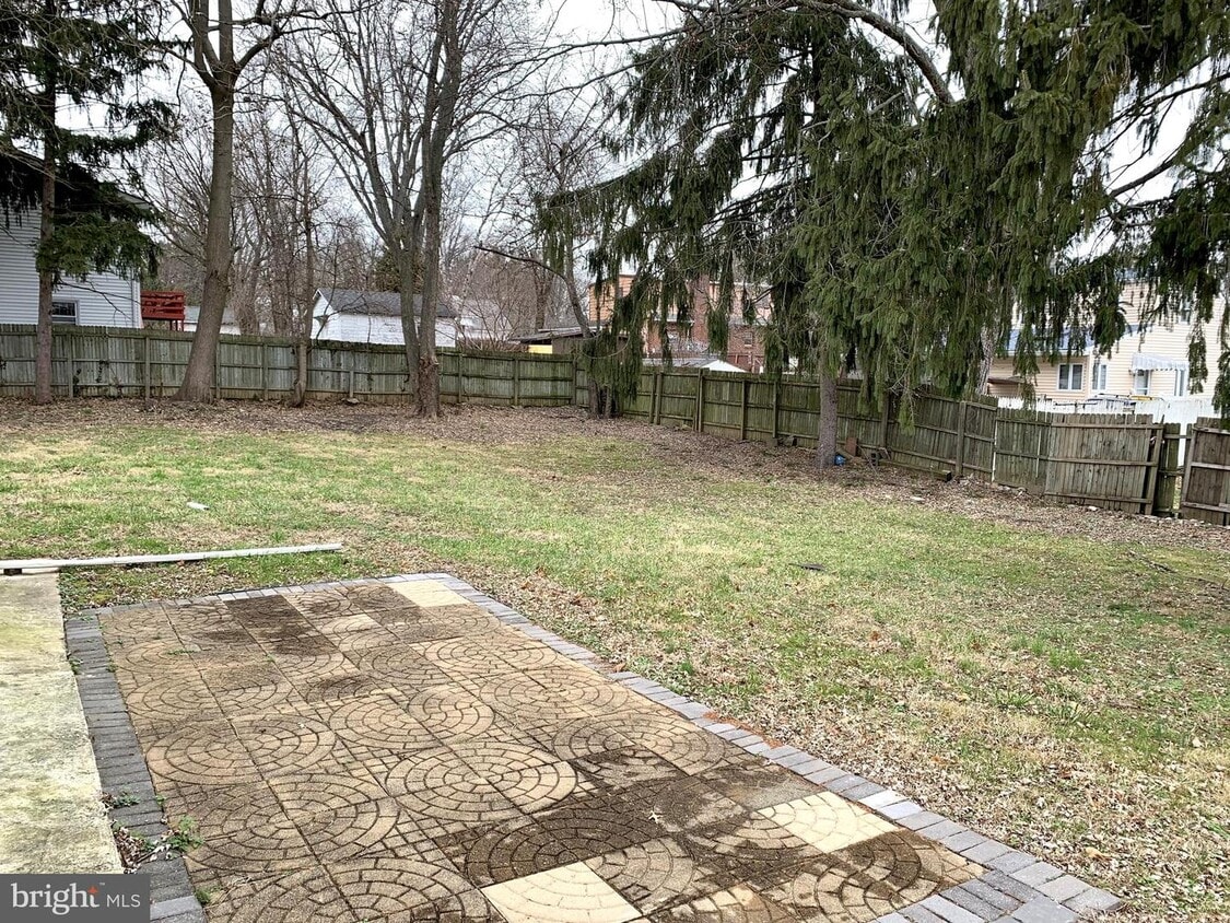 Primary Photo - 38 Hazelhurst Ave