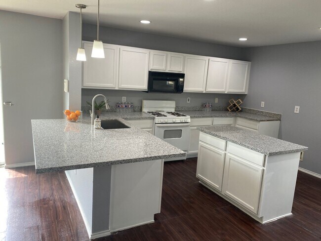 Building Photo - 7231 Enchanted Creek Dr