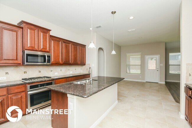 Foto del edificio - 14800 Angel Trace Dr