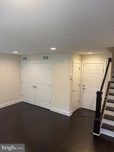 Foto del edificio - 4610 Woodberry St
