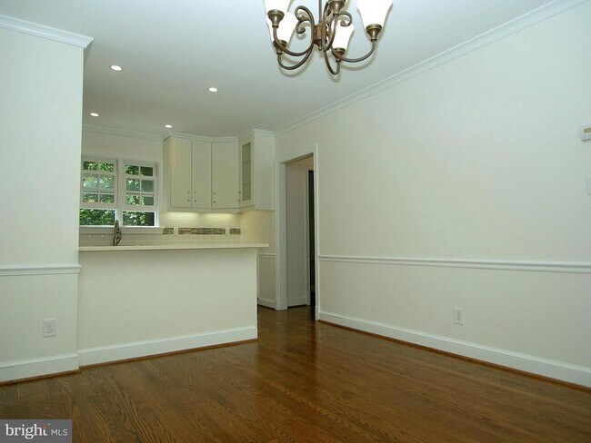 Foto del edificio - 6625 31st St NW