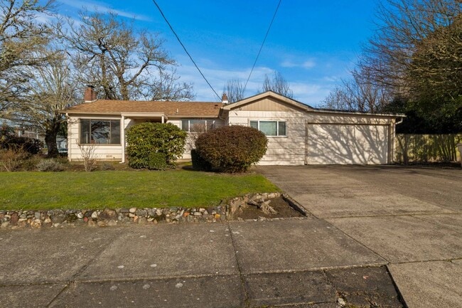 Foto del edificio - 2055 NW Beca Ave