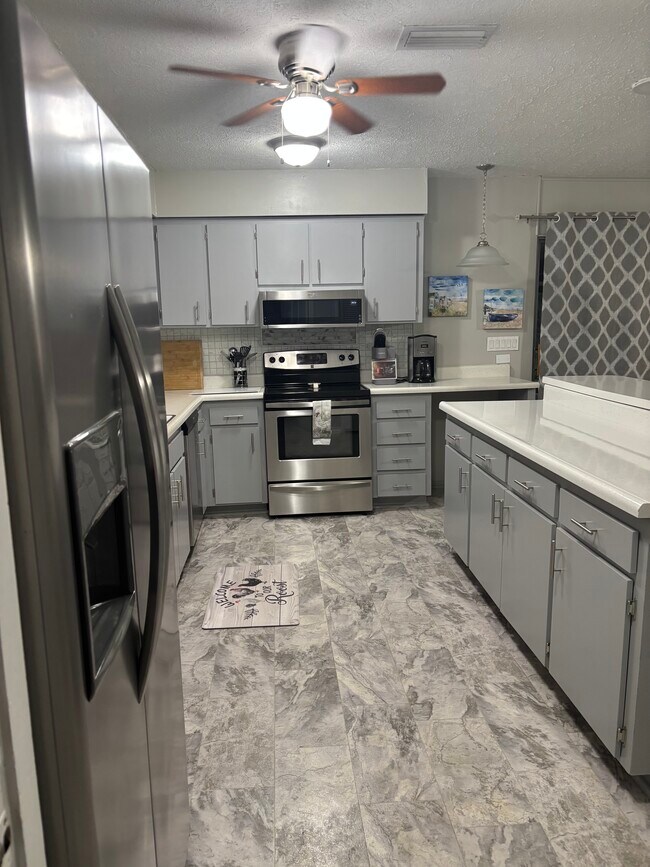 Foto del edificio - 11717 Douglas Ln