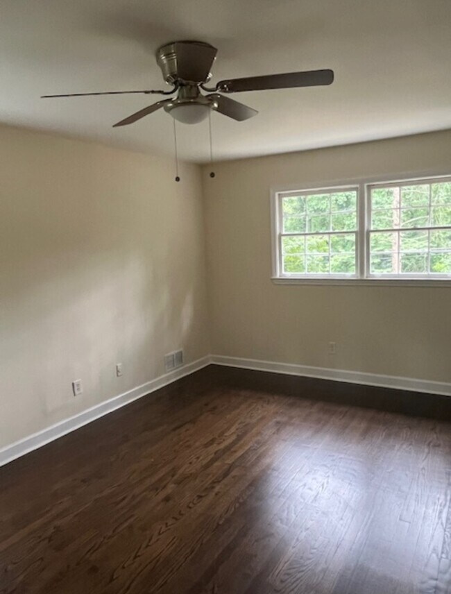 Building Photo - 4326 Autumn Hill Dr