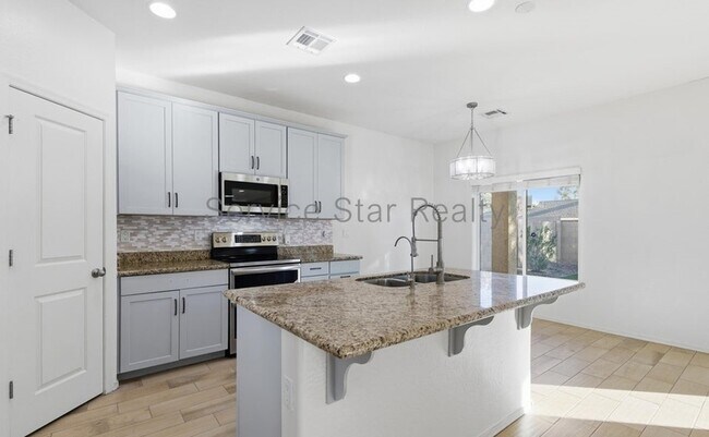 Foto del edificio - 627 W Kerry Ln