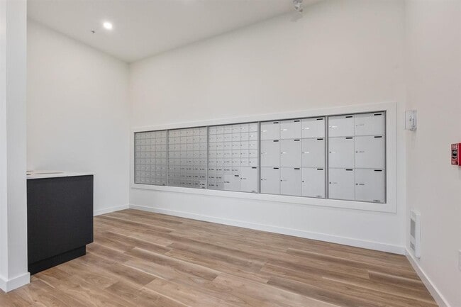 Building Photo - 8509-8158 158 St