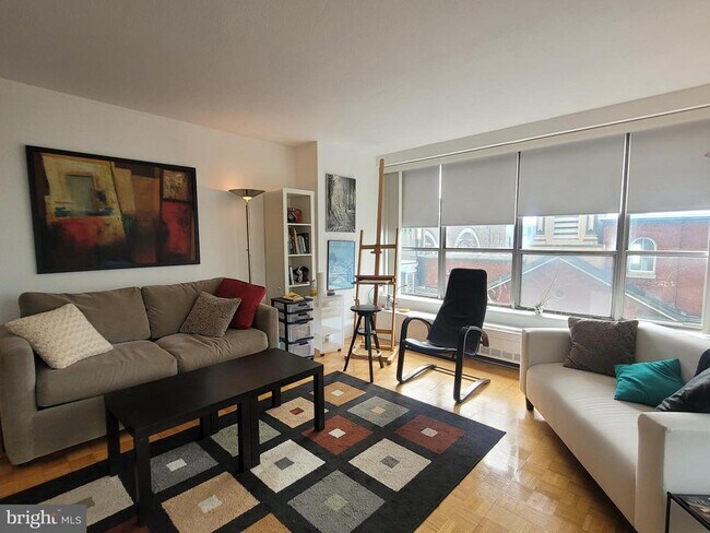 Foto del edificio - 224-30 W Rittenhouse Square