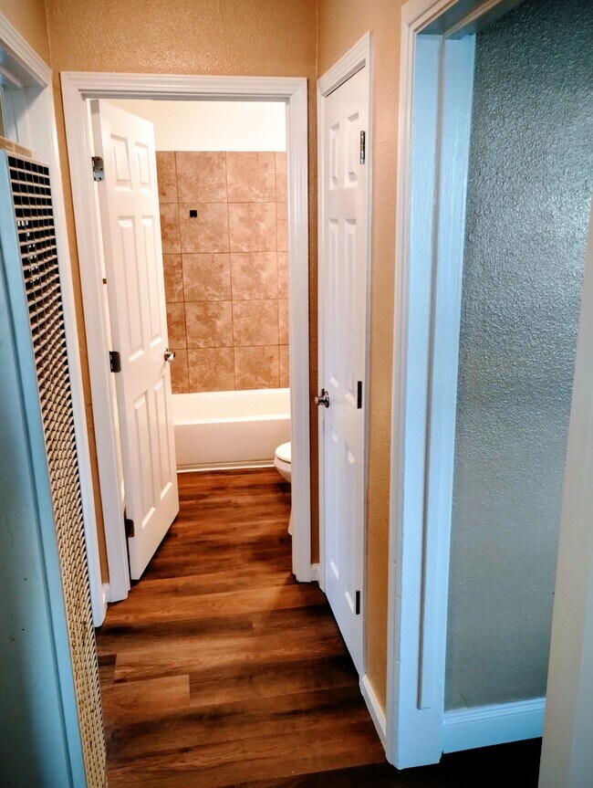 Foto del edificio - 1756 South Ave