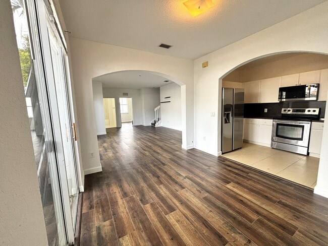 Building Photo - 15503 SW 40th St