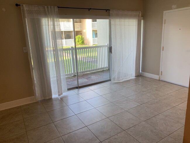 Building Photo - 250 N Banana River Dr