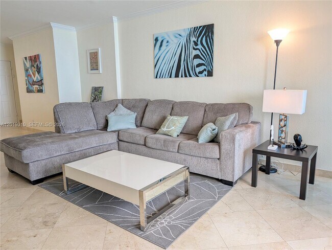 Foto del edificio - 2501 S Ocean Dr