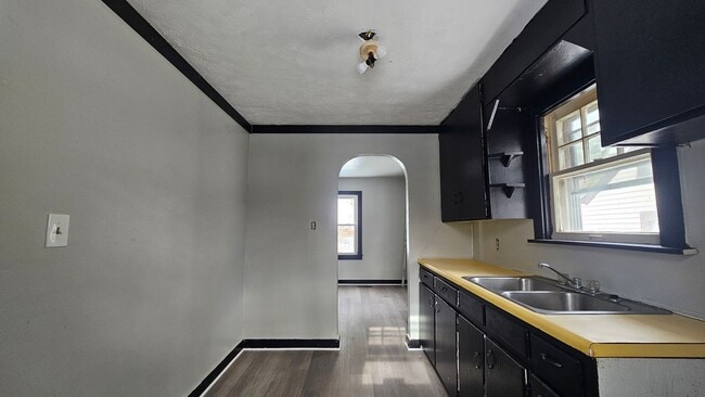 Building Photo - Welcome to this charming newly renovated 2-bedroom, 1-bathroom single-family home located in the ...