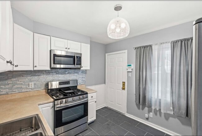 Foto del edificio - 32 166th Pl