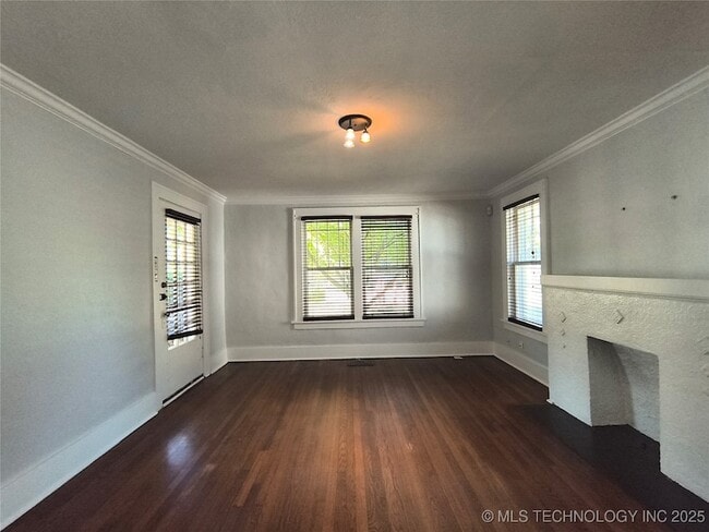 Foto del edificio - 2124 E 17th Pl