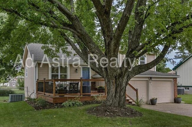 Building Photo - Beautiful 3 Bed 2 Bath Home in Gardner-Ava...