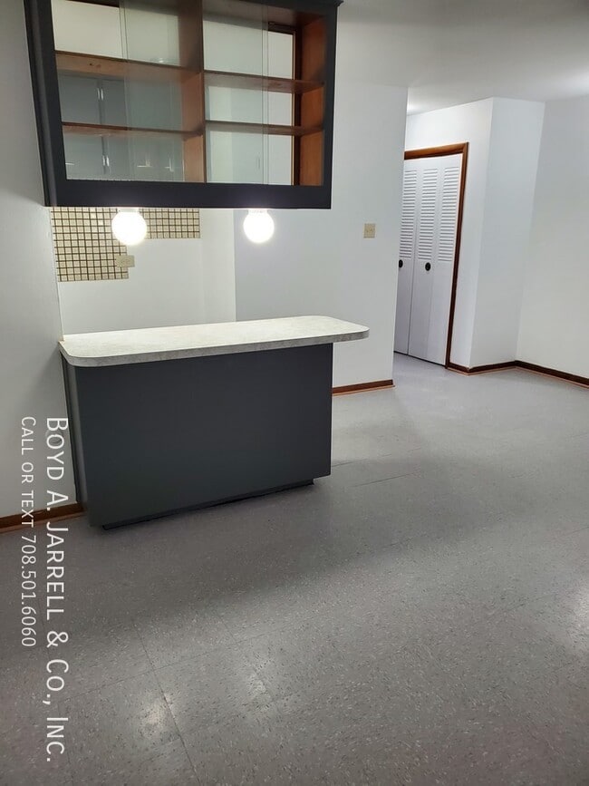 Building Photo - 431 Dixie Hwy