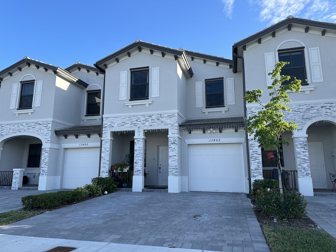 Primary Photo - 13402 SW 286th St