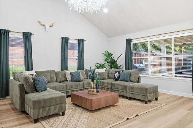 Foto del edificio - 2831 Rosewood Blvd