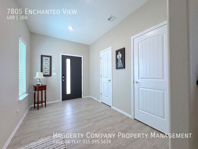 Foto del edificio - 7805 Enchanted View Dr