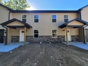 Building Photo - 2585 Casa Cir