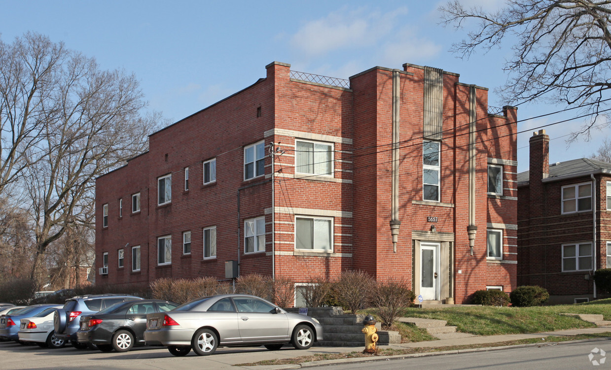 Primary Photo - 5657 Montgomery Rd