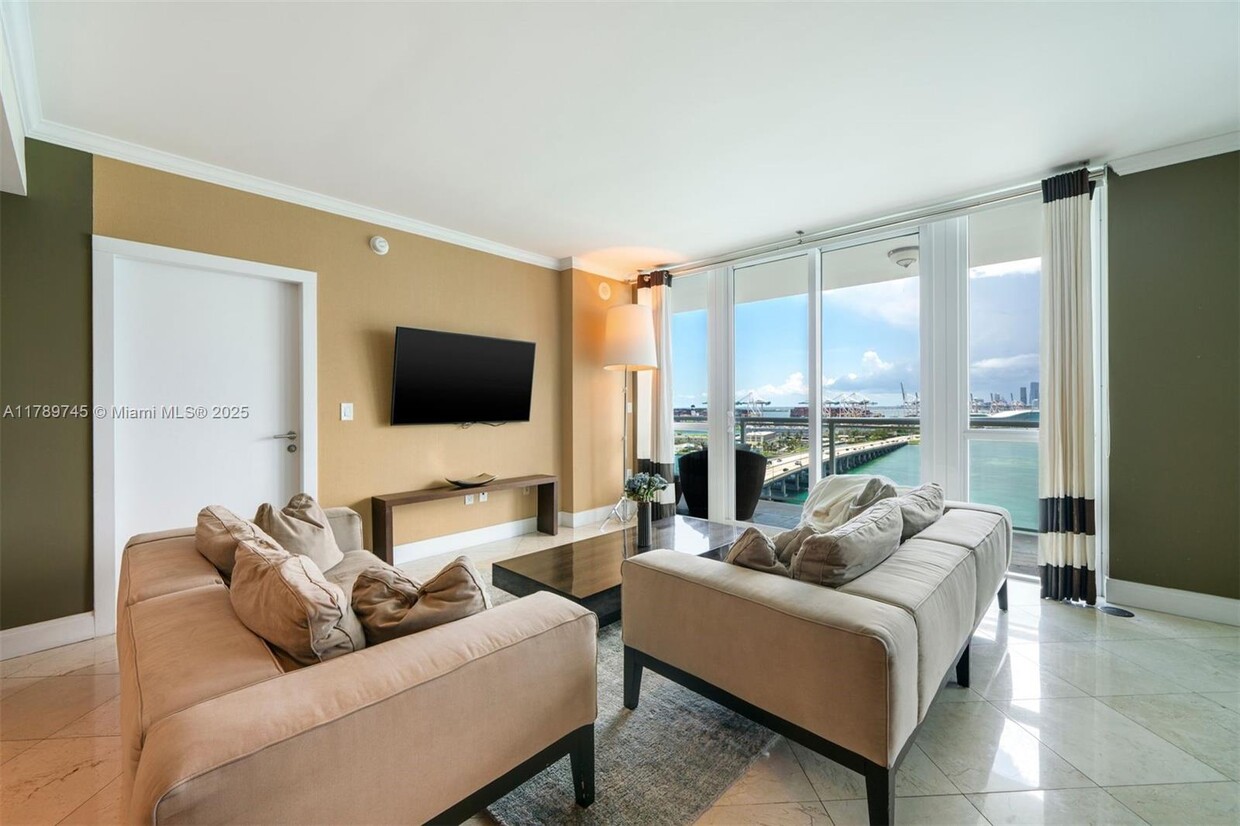 Foto principal - 520 West Ave