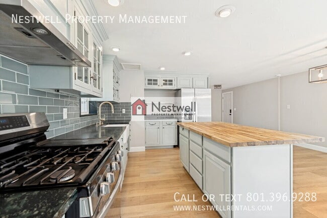 Building Photo - 388 E 6220 S