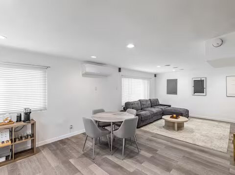 Photo - 10614 Eastborne Ave Townhome