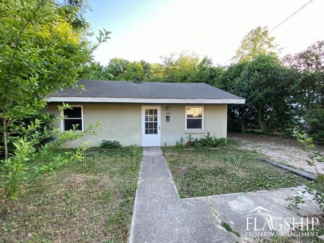 Foto del edificio - 1527 Sunrise Ave