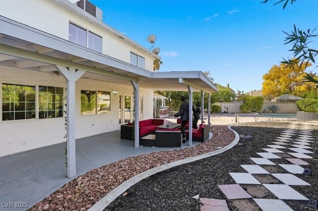 Building Photo - 3182 Moonflower Dr