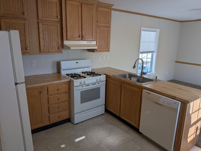 Lot 9 - Available as of 3/5/26 - 1942 Central Ave