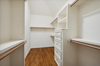 Building Photo - 2943 Brompton Square Dr