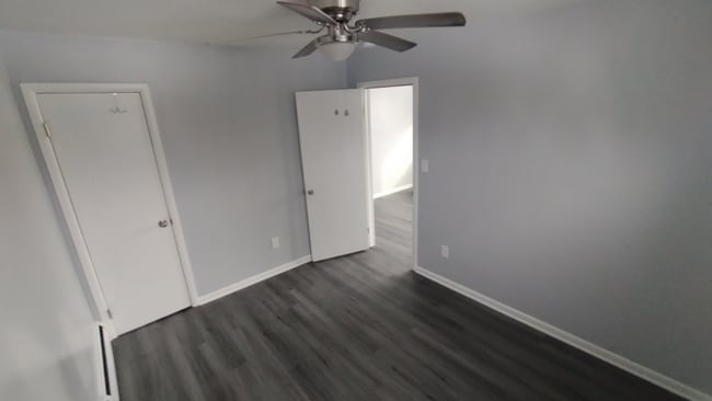 Foto del edificio - 57 Kirby Ave