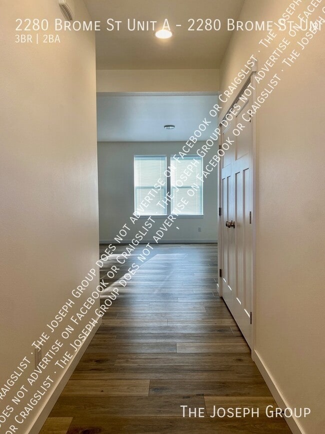 Building Photo - 2280 Brome St