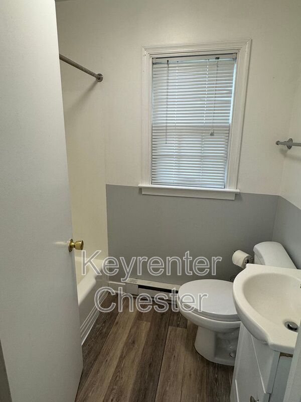 Foto del edificio - 923 Wills Rd